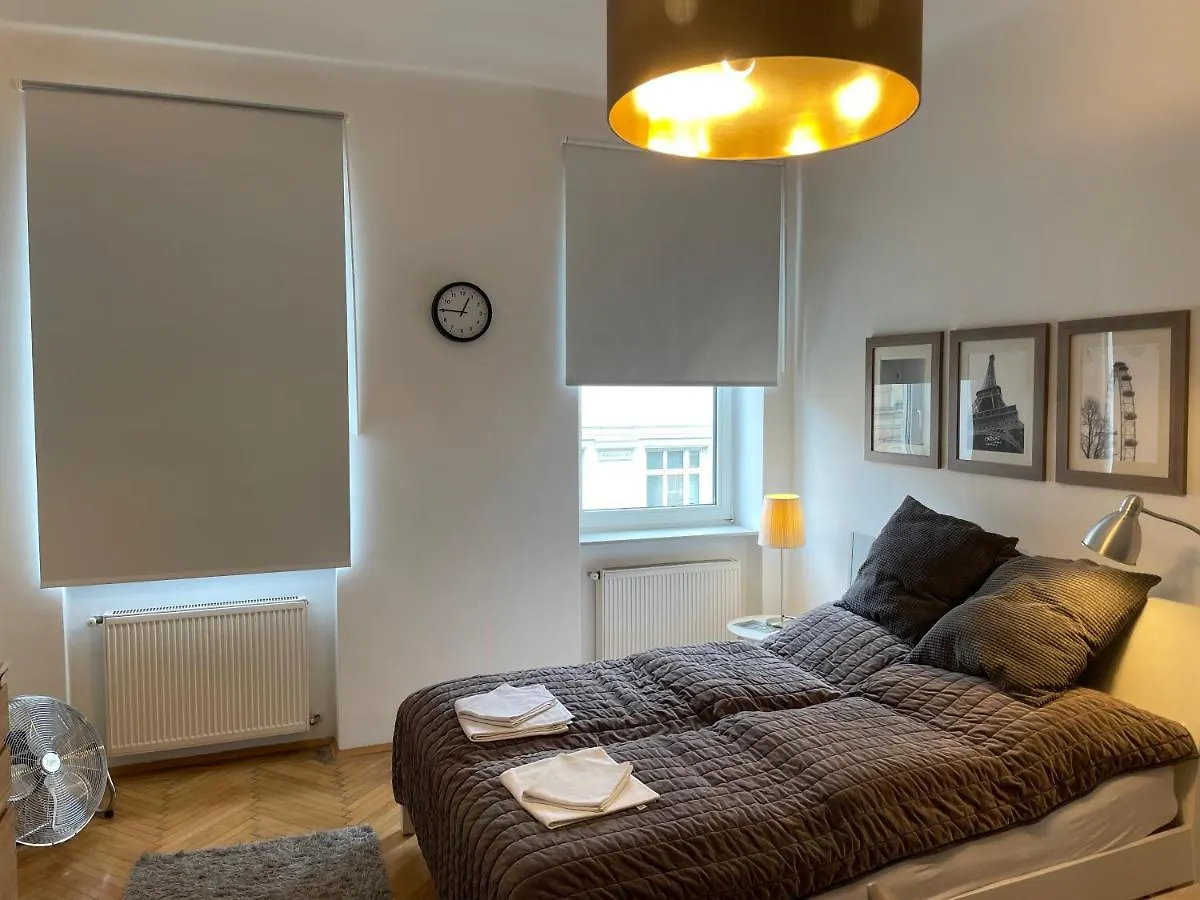 Charmante Altbauapartments Apostelgasse Vienna Austria